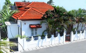 Bon Voyaage Tourist Inn